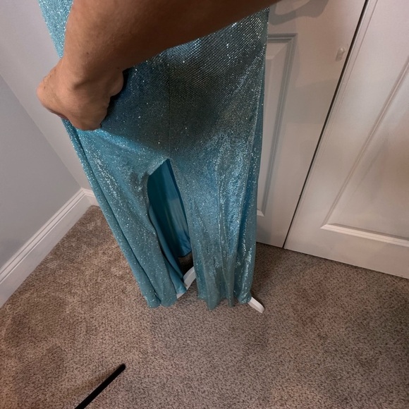 B Darlin Aqua Glitter Formal Gown | Holiday Party • Prom Winter Wedding Size 1/2 - Picture 5 of 12